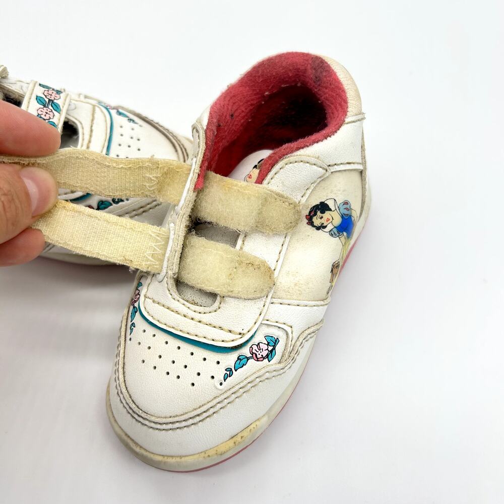 Vintage Snow White Sneakers 90's Y2K Disney Princess Girl Baby Toddler Shoes 4 - Picture 7 of 12